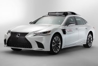 Sokkal okosabb lett a Lexus robotautója 2