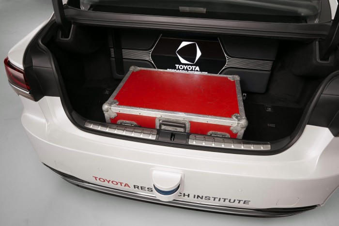 Sokkal okosabb lett a Lexus robotautója 6