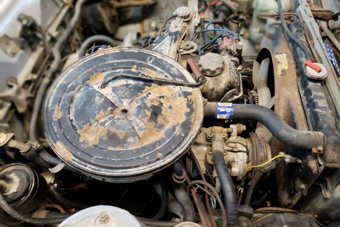 Pajtából került elő ez a régi Toyota Celica 7