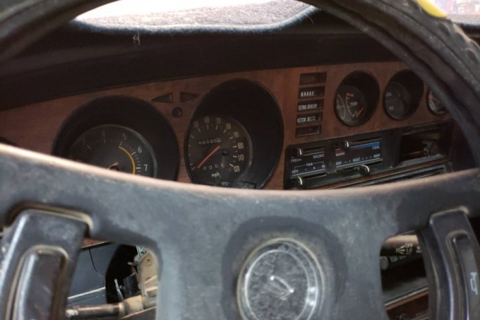 Pajtából került elő ez a régi Toyota Celica 6