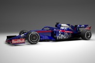 F1: Itt a kis Red Bull 2019-es autója 2