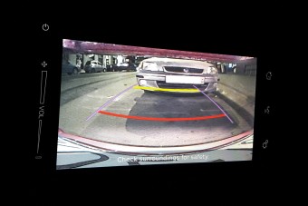 Eldőlt, ezek az autóextrák is kötelezővé válnak