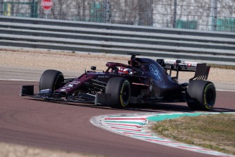 Kémfotón Räikkönen új F1-ese