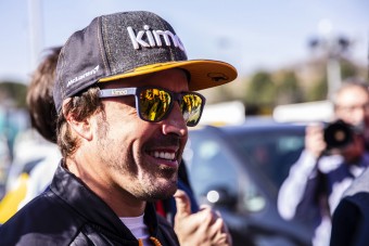 Alonso berágott a Forma-1 Twitterére