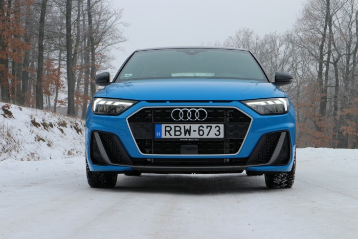 A1 és Q8: az Audi két szélső értéke egy bemutatón 80 A1 és Q8: az Audi két szélső értéke egy bemutatón 80