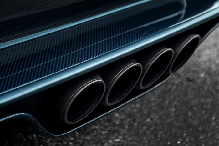 Francia színekkel ünnepli az alapítás évfordulóját a Bugatti 7