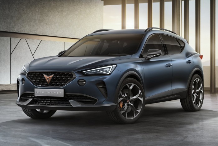 Hibrid izomterepjáró a SEAT sportmárkájától