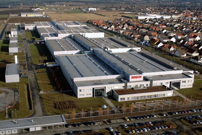 Hatvanból jönnek a jövő autózásának alkatrészei