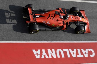 F1: Maradhat a Spanyol Nagydíj, jöhet Hollandia
