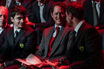 F1: Cseppet sem ideges a Ferrari ifjonca