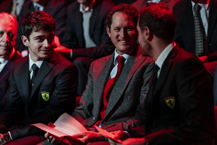 F1: Cseppet sem ideges a Ferrari ifjonca