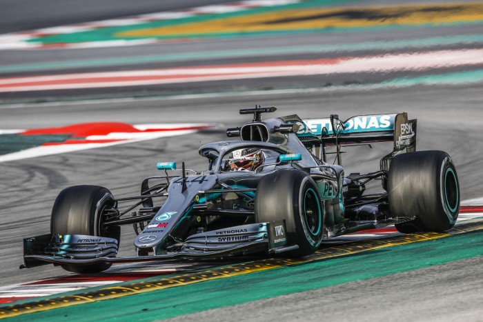 F1: Hamiltont lenyűgözte a “nagyon erős” Ferrari 2