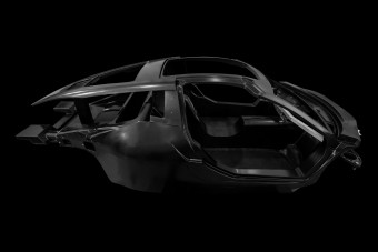 Elektromos túrakupéval tér vissza a spanyol luxusmárka