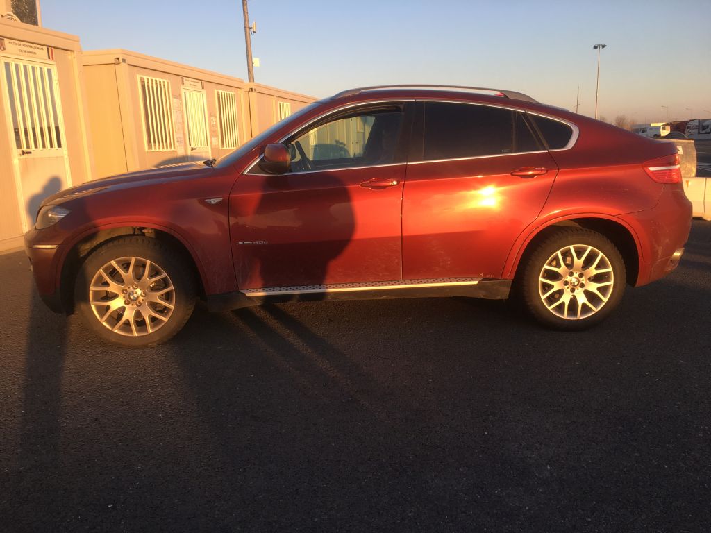 Luxusautókat fogott a magyar rendőrség 4