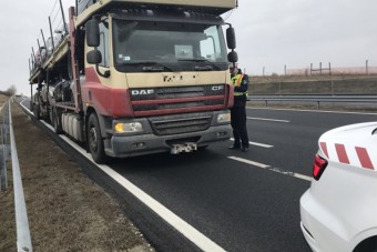 Lecsaptak rendőreink az M7-esre