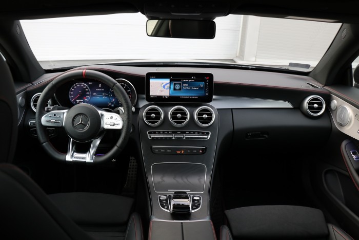 Egy AMG, amely tud unalmas is lenni, ha akarjuk 8