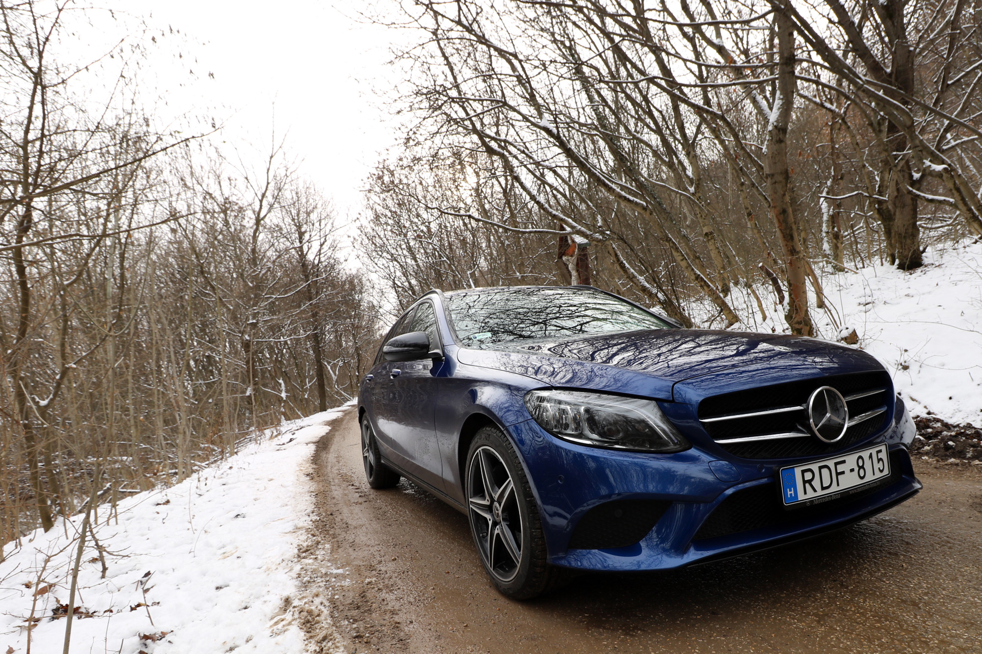 Ez a dízel kombi Mercedes sosem lesz lerúgott, olcsó rozsdakupac 21