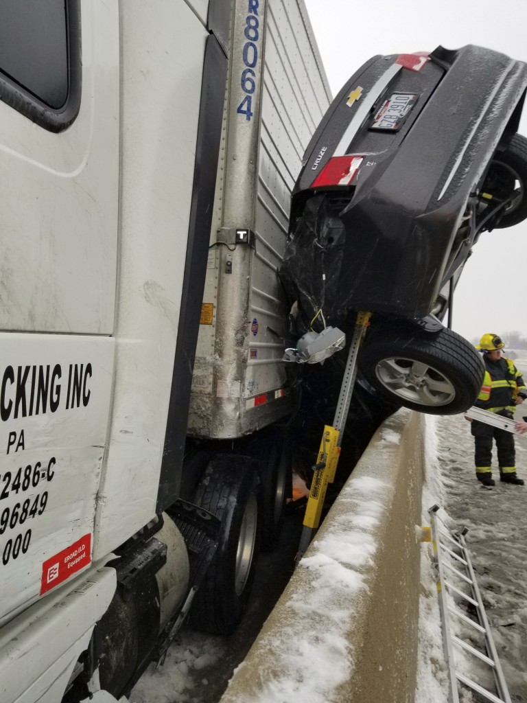 Fotókon a baleset, amelyet szinte lehetetlen volt súlyos sérülés nélkül megúszni, mégis ez történt 3