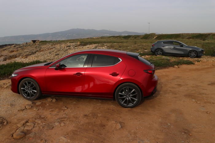 Új Mazda3: vagy izgalmas, vagy családi 1