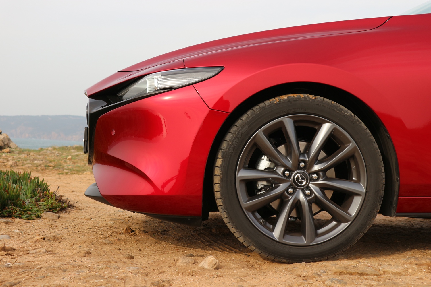 Új Mazda3: vagy izgalmas, vagy családi 14