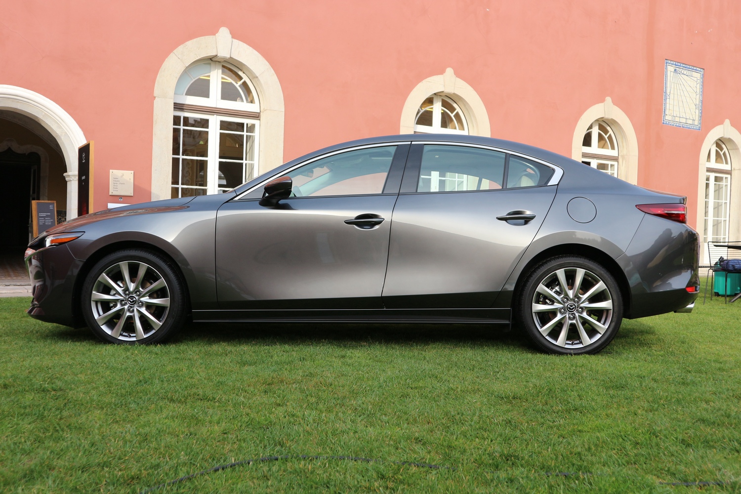 Új Mazda3: vagy izgalmas, vagy családi 51