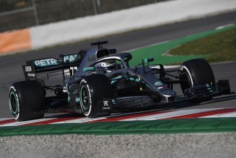 F1: Minden porcikájában megújult a Mercedes