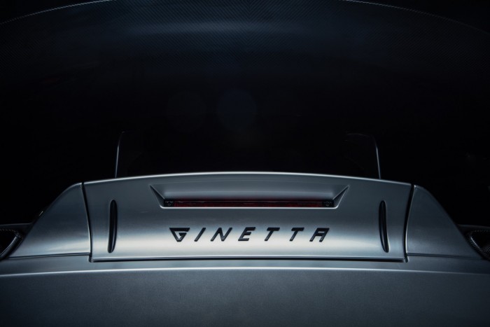 Rém rút ez a kocsi, de pont ettől gyors 10