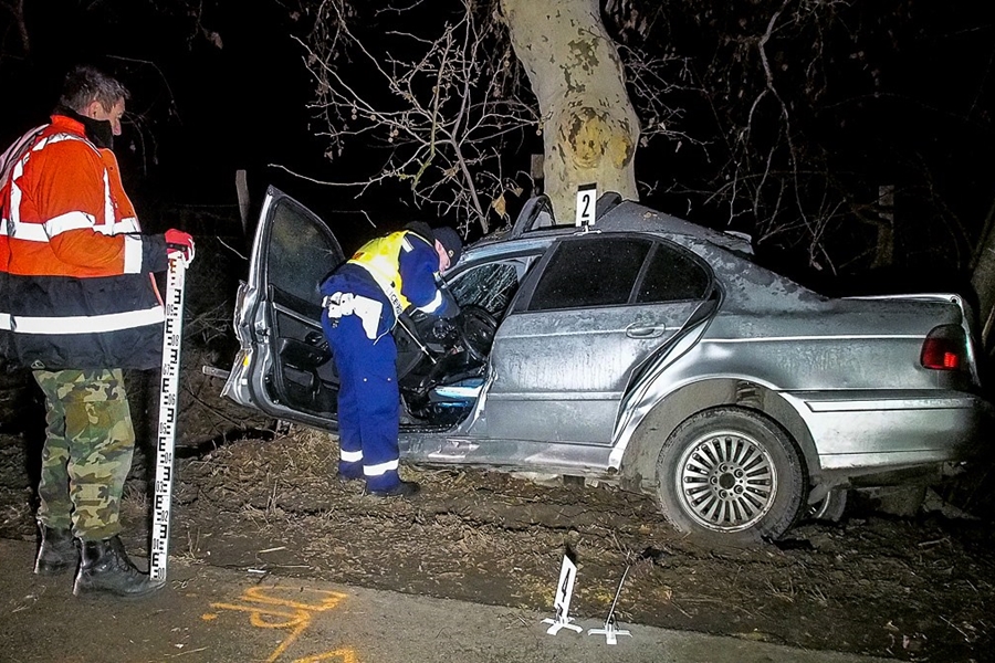 OLYMPUS DIGITAL CAMERA | Vezess | Vezess