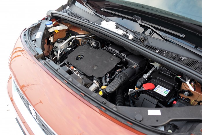 Peugeot Rifter – a család spórolós barátja 12