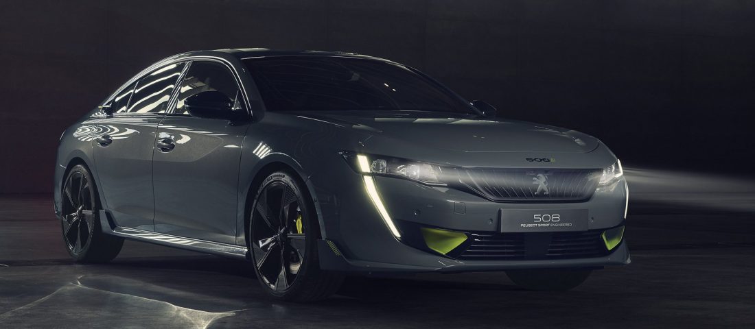 Erősebb, dögösebb a Peugeot hibrid sportszedán-tanulmánya