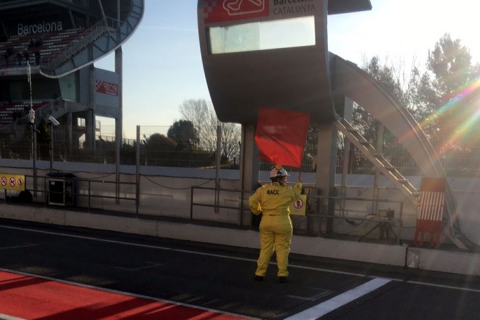 F1: Räikkönené 2019 első balesete