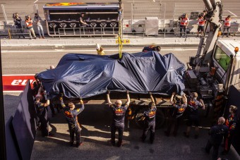 F1: Szárnyalt a Ferrari, összetört a Red Bull