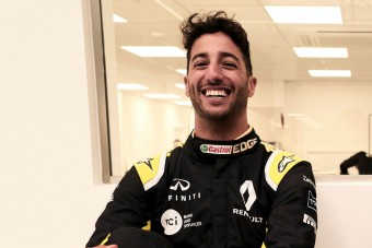 F1: Brutális összeget kaszál Ricciardo?