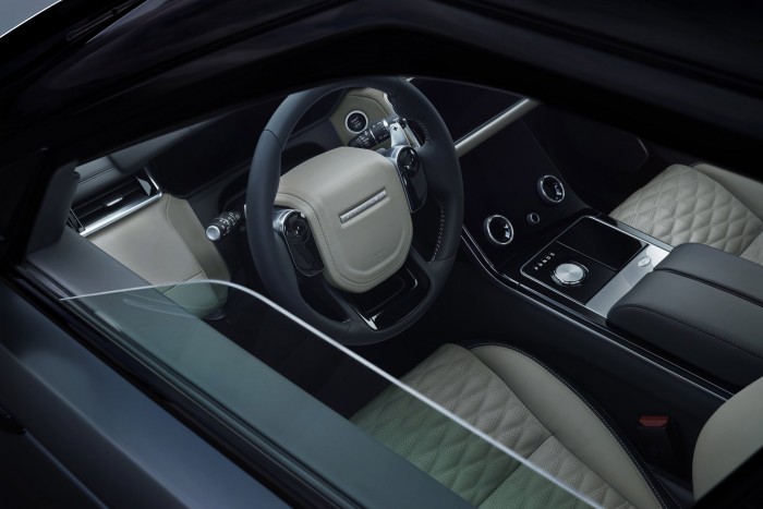 Kényelmesebb is, erősebb is a legújabb Range Rover 7 | Vezess Kényelmesebb is, erősebb is a legújabb Range Rover 7