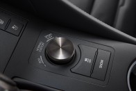 Itthon is kapható már a Lexus RC frissített változata 25