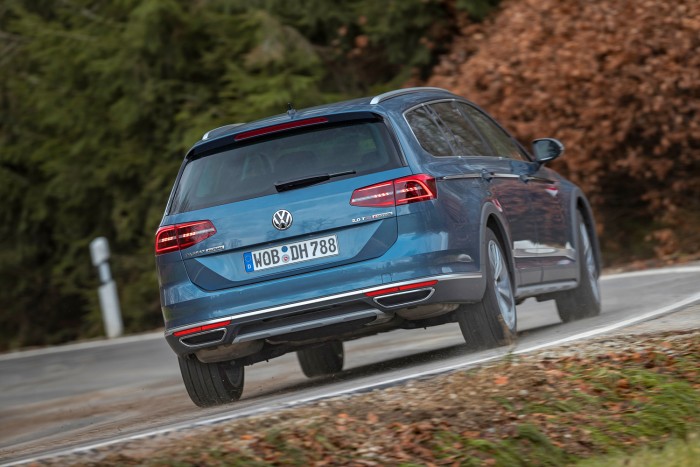 Terepes kombik: Passat vagy Insignia? 6