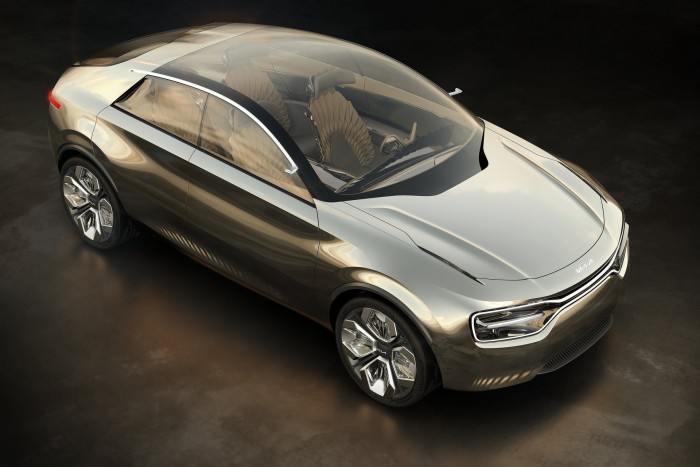 Felrúgja a szedángyártás szabályait a Kia 7 | Vezess Felrúgja a szedángyártás szabályait a Kia 7