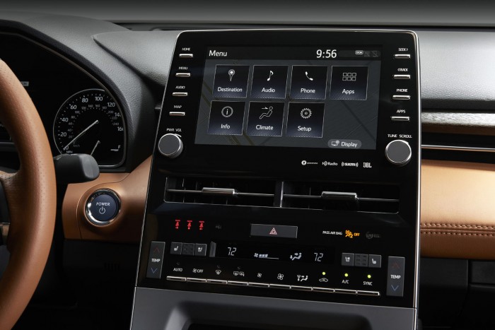 Könnygázt kaphat az arcába minden autótolvaj?