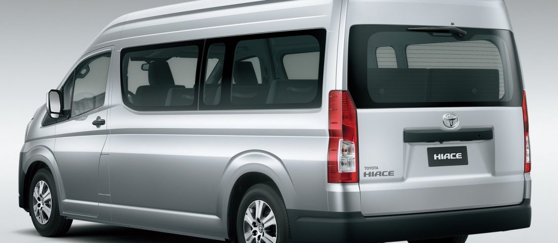 Újra kapható 17 személyes Toyota