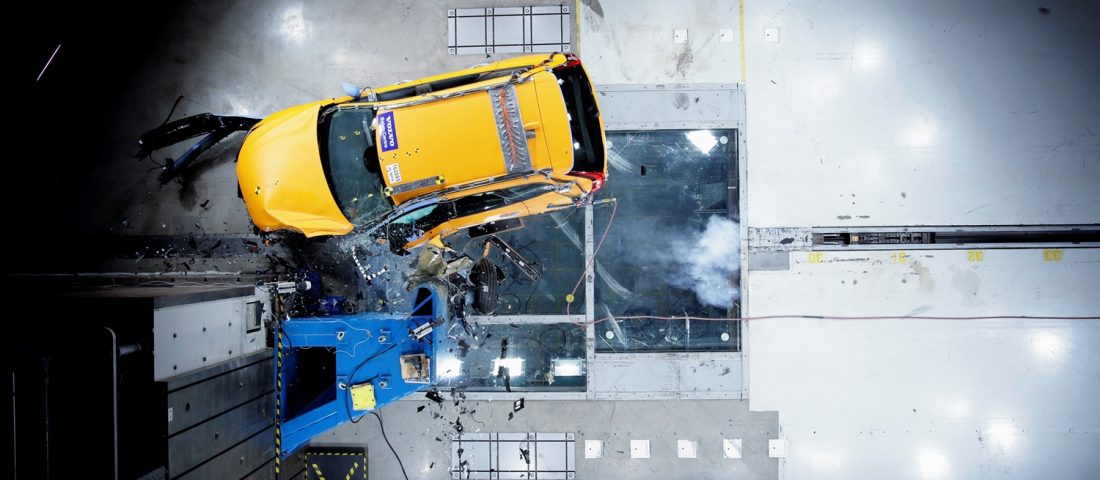 Összetörtünk egy Volvo XC90-est