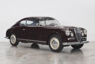 A semmiből építették újjá ezt a Lancia Aureliát 30