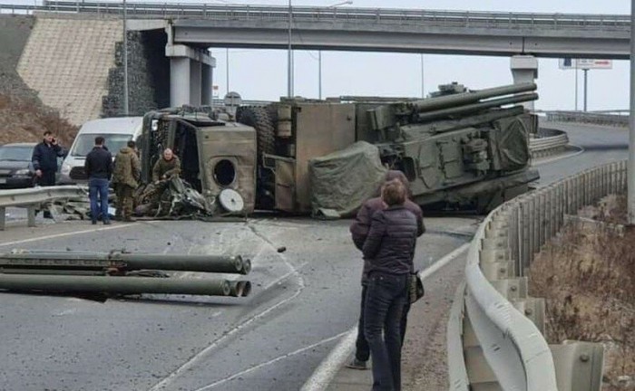 Így néz ki egy 4 milliárd forintos baleset 4