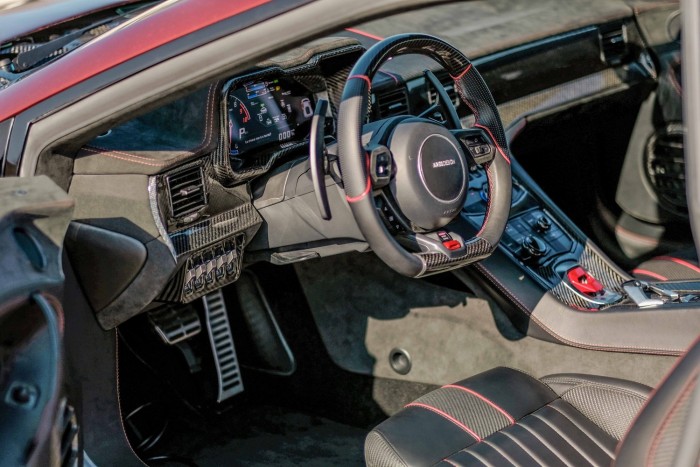 Olasz alapokon támad fel a De Tomaso Pantera 6