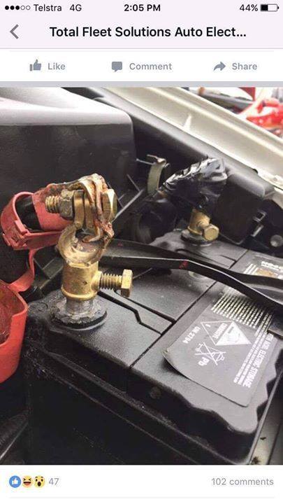 16 friss sírva röhögős fotó a műhelypokolból 1