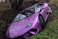 Árokban felejtette a Lamborghinit a milliomos 8