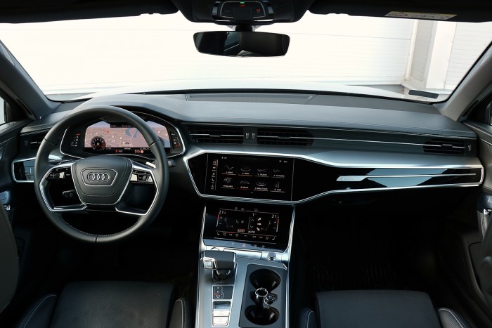 Megállt a Kőbányai üvege a melósok kezében 7