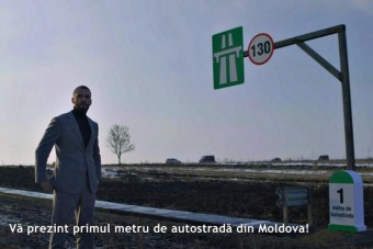 Saját pénzéből épített egy méter autópályát