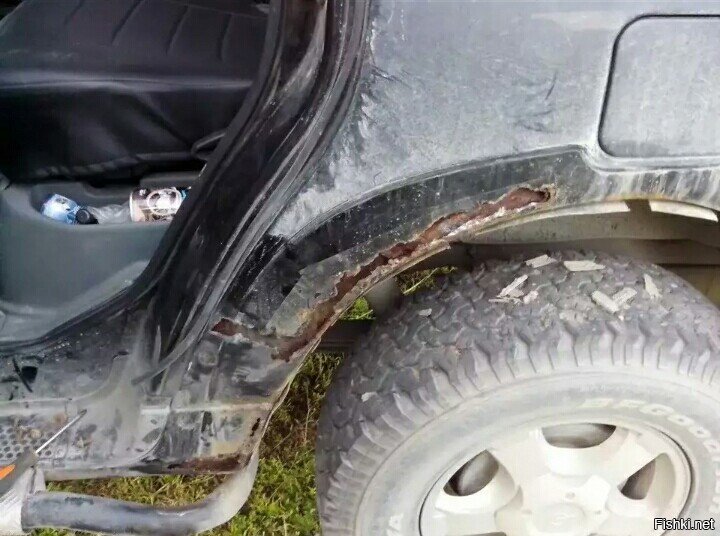 60 évig állt elhagyva a szabad ég alatt a szovjet luxusautó, ma így nézki 7