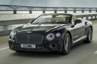 Új motort kap a Bentley Continental GT V8 57