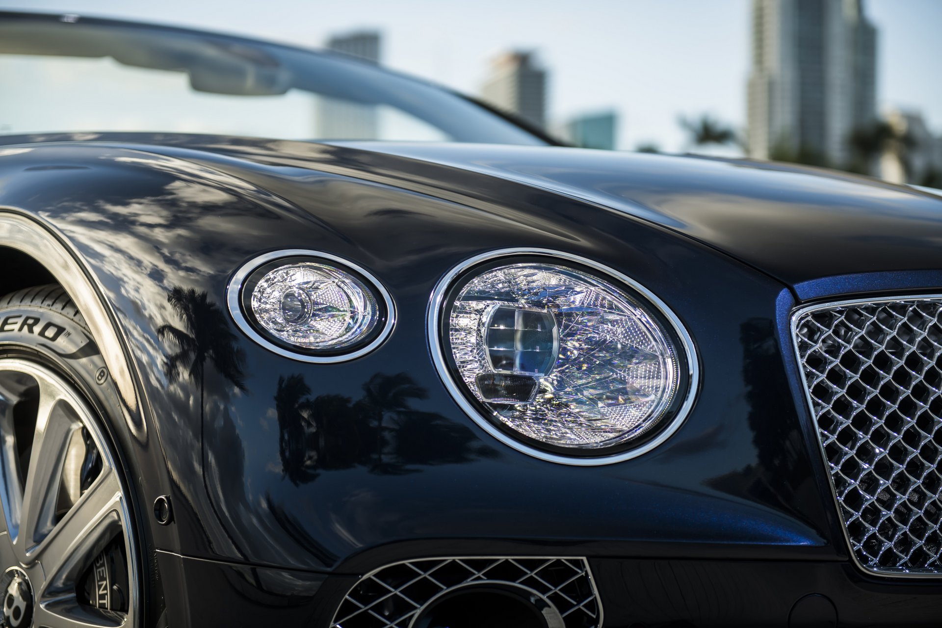 Új motort kap a Bentley Continental GT V8 6